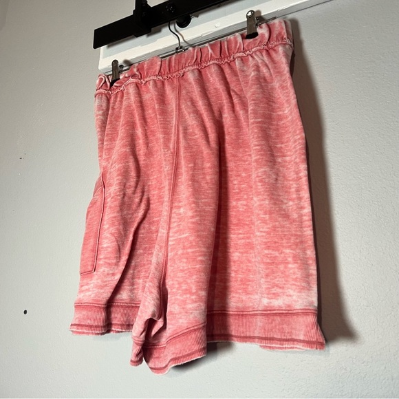 Free People Cozy Girl Distressed Pull On  Short Pink Red Size Large Burnout - Picture 2 of 8